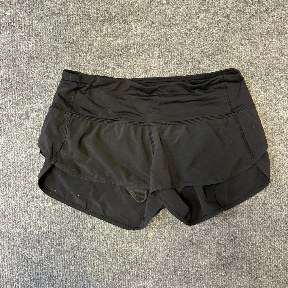 Lululemon Shorts Womens Size 6 Black Speed Up Athletic Running Zipper Pocket Rip